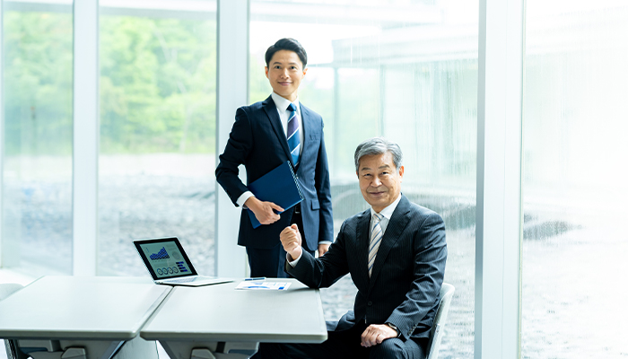 経営者研修とは?経営層に求められる能力と育成のポイント、目的・内容を解説