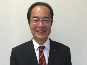平川 健一